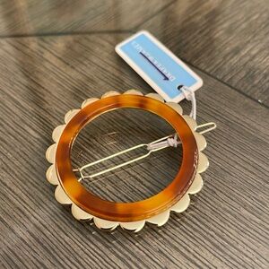 NWT Draper James Hair Barrette Hair Clip Round Flower Shape w/ Tortoise Shell